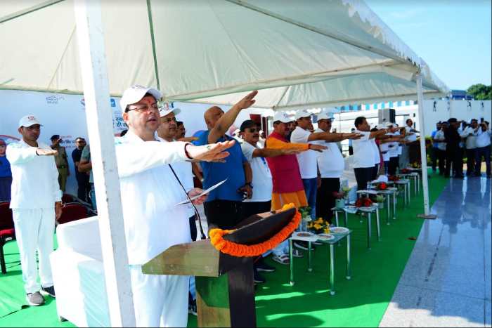 CM धामी ने ’स्वच्छता ही सेवा-2024’ कार्यक्रम में प्रतिभाग किया, सभी लोगों को स्वच्छता की शपथ दिलाई