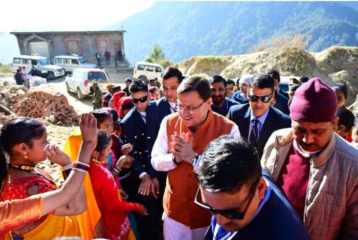 मुख्यमंत्री धामी ने गैरसैंण के एतिहासिक गांव सारकोट पहुंच कर सुनी जन समस्याएं, गांव के विकास के लिए की घोषणाएं