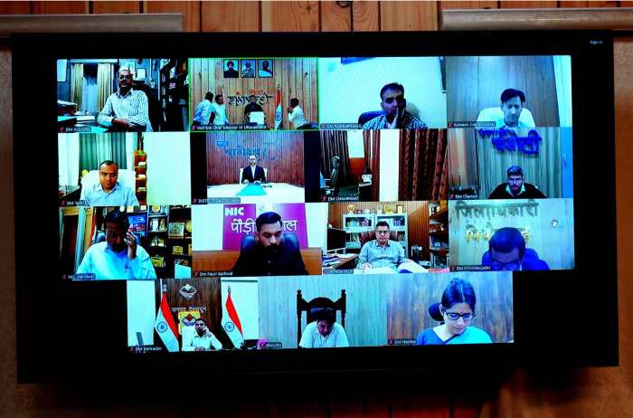 राज्य के धार्मिक और पर्यटक स्थलों पर सुरक्षा व्यवस्था चाक चौबंद रखी जाए, चारधाम यात्रा के दौरान व अन्य मामलों में फेक न्यूज चलाने वालों पर तत्काल कार्रवाई की जाय : CM धामी